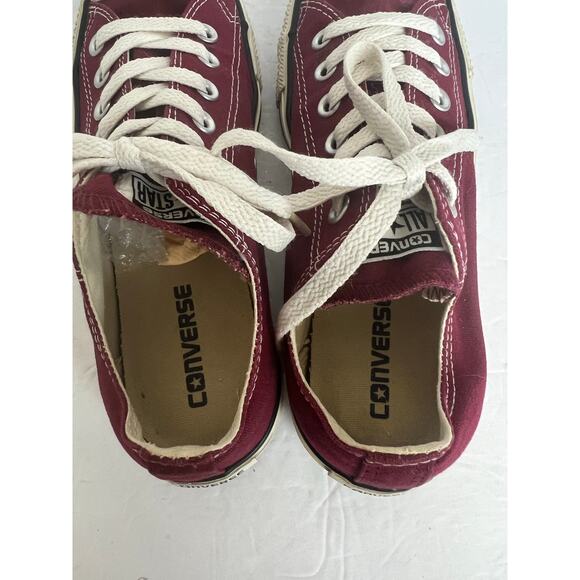 Converse Chuck Taylor All Star Low Top Red/Cream Athletic Sneaker Shoes M6 W8 - Picture 7 of 9